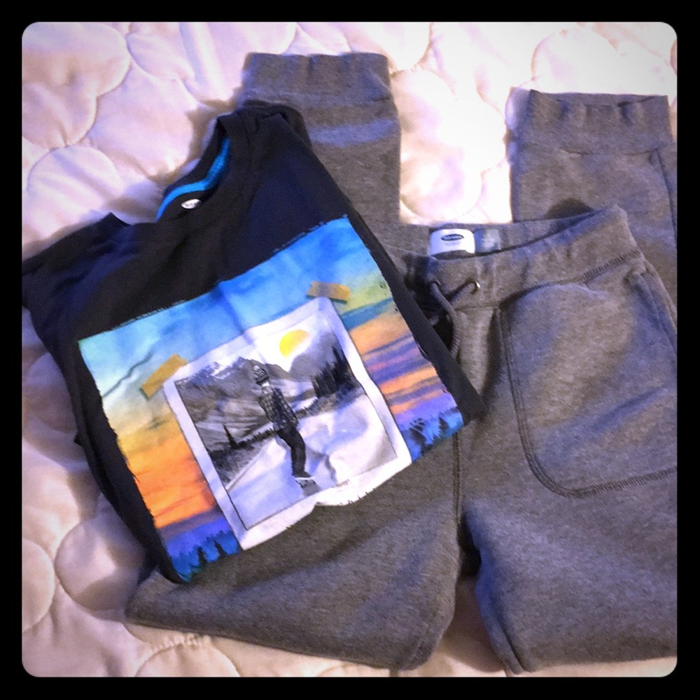 Long sleeve T and sweat paints!